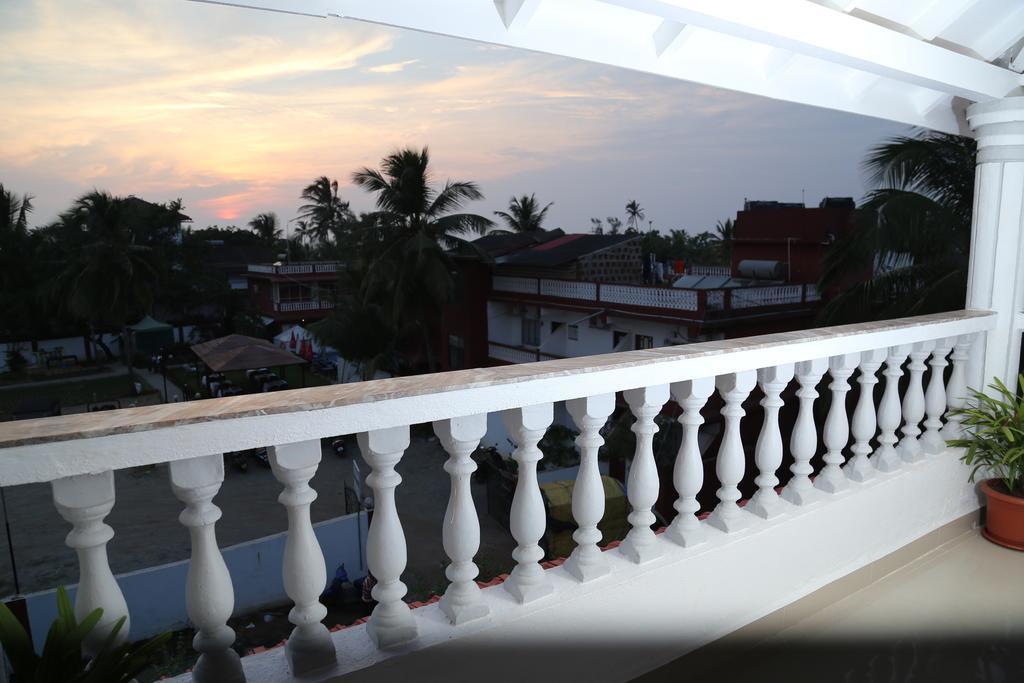 Villa Baywalk Goa Morjim Exterior foto